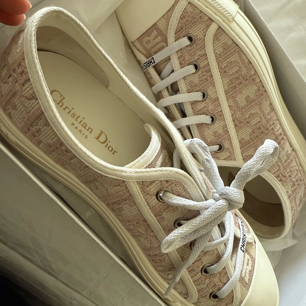 Dior Women's Beige Sneakers
